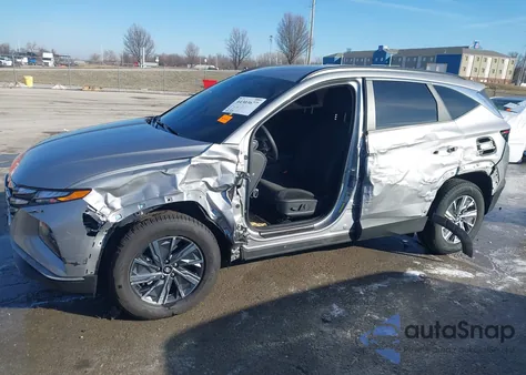 2022 Hyundai Tucson Hybrid Blue z USA, uszkodzony, nr VIN KM8JBCA15NU014088